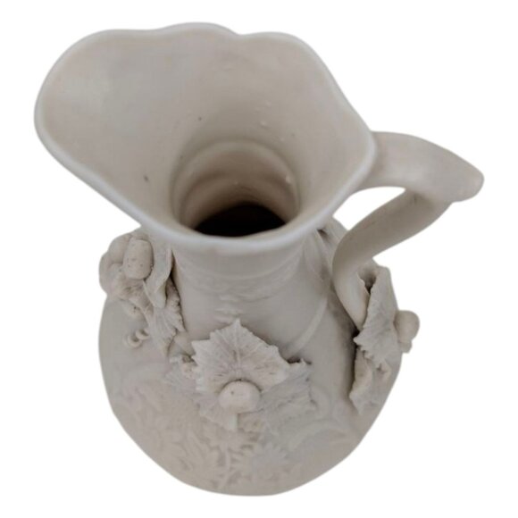 Vtg Embossed Relief Ewer Jug Cream Grape Vine Molded  7" Parian Ware Porcelain - Picture 9 of 10